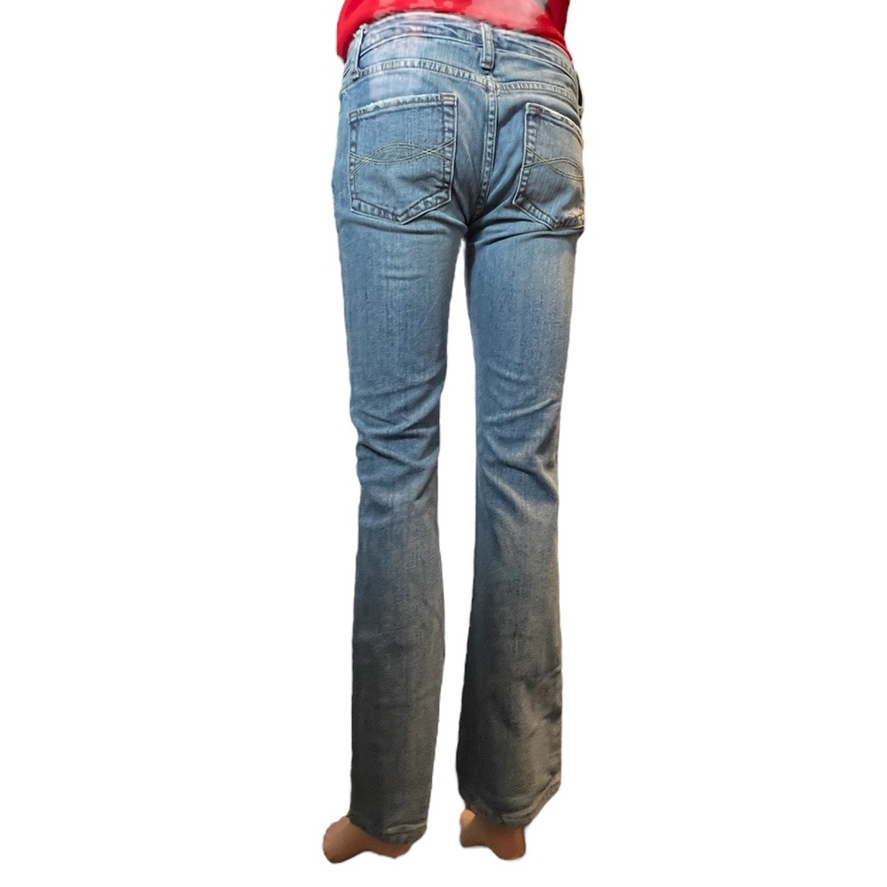 Abercrombie & Finch Low Rise Bootcut Jeans | 0R - Picture 8 of 15